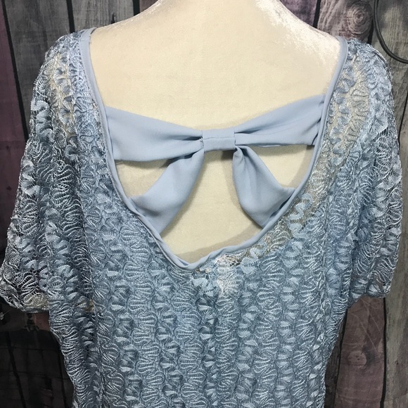 Baby Blue Lace Top - Picture 3 of 8